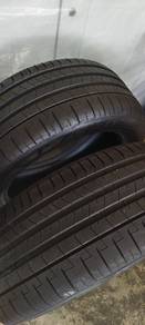 PIRELLI P ZERO 275/45/R20 110Y run flat tyre.