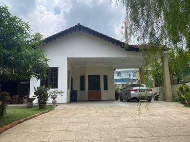 RUMAH BANGLO SETINGKAT DI PERUMAHAN INDERA MAHKOTA 5 Kuantan