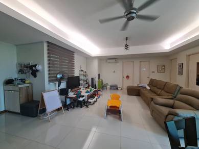 Kristal Condo with Seaview