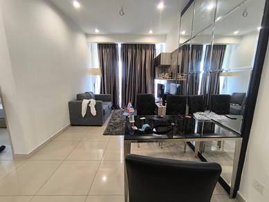 Puteri Harbour Service residence for rent