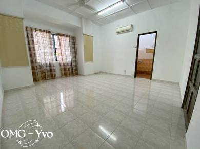 Bukit Tinggi 2 Double Storey Extended Unit For Sell 680K