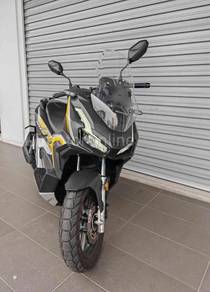 Adv160 2972km Warranty 