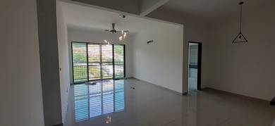 1210sqft| V-Residence Selayang Heights 2 parking