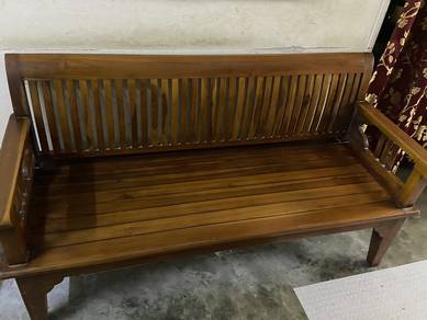 kerusi kayu jati