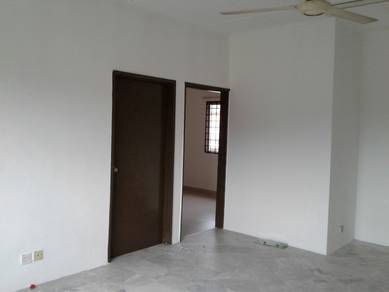 [Well Maitained] Rajawali Apartment Bandar Country Homes Rawang