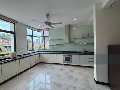 4 storey Semi D House mont kiara, strategic location, well maintained