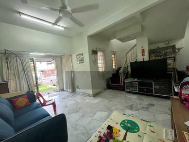 Well Maintained Unit, Good Location