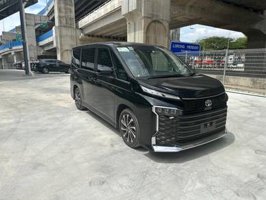 Toyota VOXY 2.0 S-Z (A)
