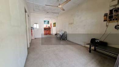 Well Maintained Unit, Below Market Price