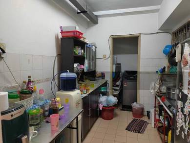 Well Maintained Unit, Below Market Price
