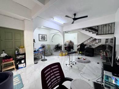 Taman Ehsan Well Maintained Unit, Good Location