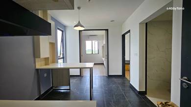 Vetro 11 Suite with Homestay Potential - Live, Host or Rent Out