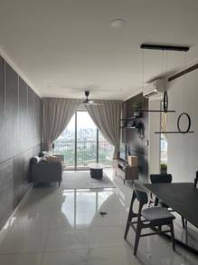 Cheapest F.Furnished 3 rooms Unit For Sale (KLCC View) !! ID DESIGN