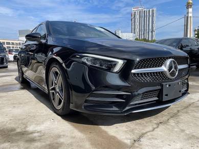 Mercedes Benz A250 2.0 AMG LINE (A)