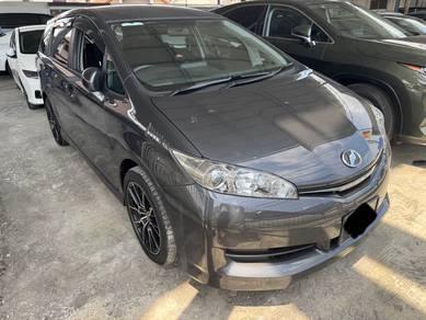 Toyota WISH 1.8 X (A)