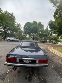 Mercedes Benz 230SL 2.3 (A) R107 restored