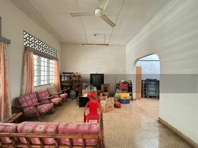 Well Maintained Unit, Good Location