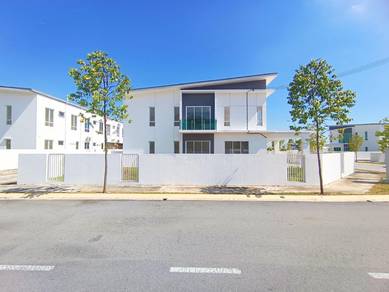 Corner lot double storey nusari bayu 2 sendayan seremban