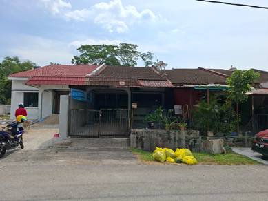 Teres Setingkat Taman Kosas Ampang – Dekat Surau & Taman, Tenanted