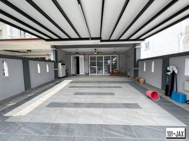 Bandar Puteri Kerongsang Klang Double Storey Endlot fully renovated