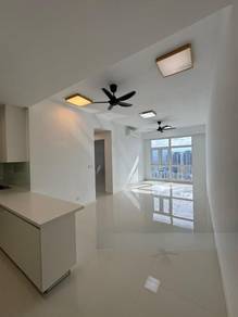 Met 1 Residences, Dutamas