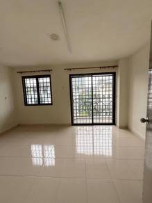 Town area polo park townhouse