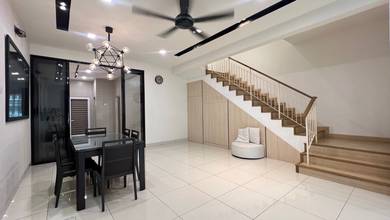 TRENDY DESIGN GATED & GUARDED 2 STOREY Bandar Bukit Raja Nafiri Klang