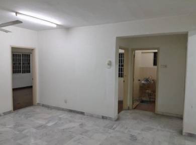 Aman Puri Apartment Well Maintained Unit, Below Market Price