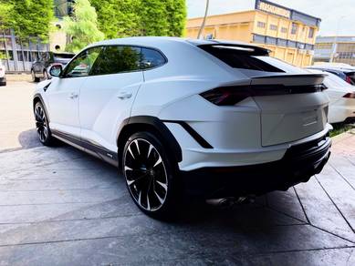 Lamborghini URUS 4.0 (A)