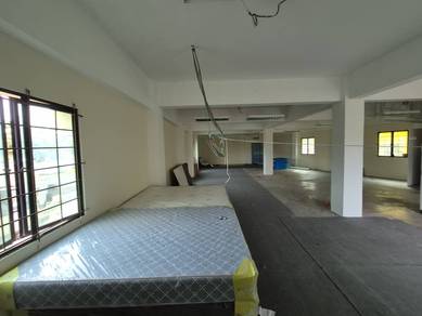 Ground floor detached building For Rent at nearby Forda Supermarket