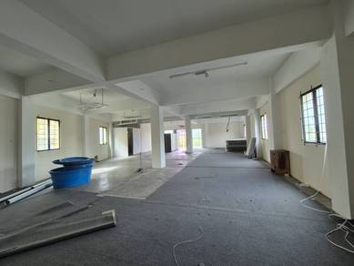 Ground floor detached building For Rent at nearby Forda Supermarket