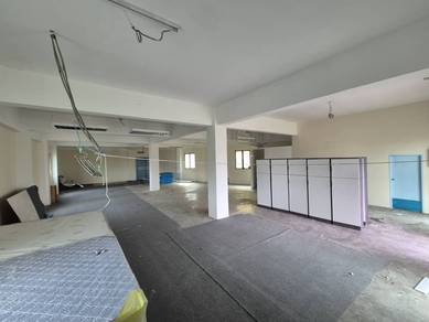 Ground floor detached building For Rent at nearby Forda Supermarket