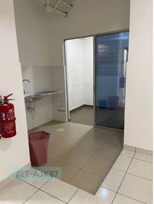 Corner Ground Floor Trifolis Apartment, 900sqf,3R2B,Bukit Tinggi,Klang