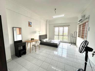 Room For Rent@ Ridzuan Condo Subang ( Brand New & Nice View Unit)
