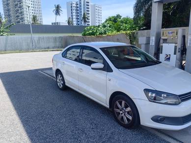 Volkswagen POLO 1.6 (CBU) (A)