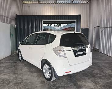 HONDA JAZZ 1.3 Hybrid ONE OWNER