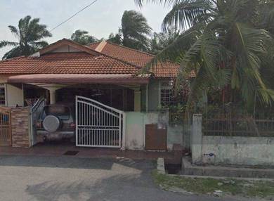 Taman Satria, Telok Panglima Garang 1 Storey Semi D Save 42k! Auction