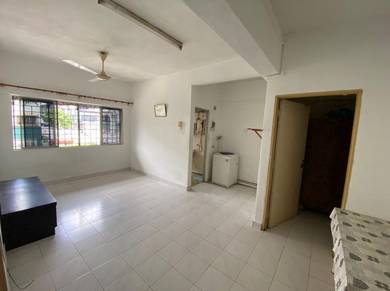 Apartment at Serdang Raya beside 400 meter MRT station Furnished  🟡