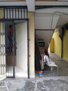 WANGSA MAJU SEKSYEN 10 NEWLY PAINTED GROUND FLOOR For RENT