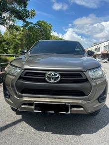 Toyota HILUX 2.4 E (A)