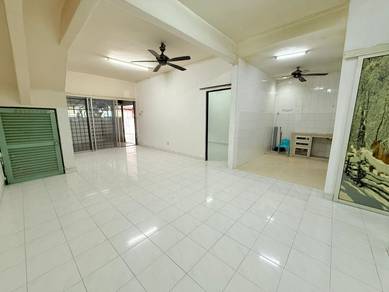 Tampoi Indah Jalan Titiwangsa Unblock Townhouse ground floor Perling
