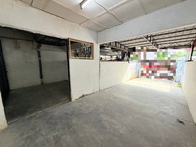 Tampoi Indah Jalan Titiwangsa Unblock Townhouse ground floor Perling
