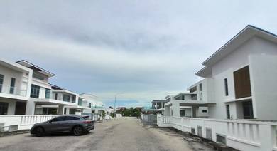 Seberang Perai, 2 Sty Exclusive Bungalow, LA 6222sf. Gated & Guarded
