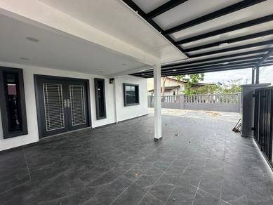 Jalan Bunga Kekwa @ Taman Masai Single Storey Semi Detached House