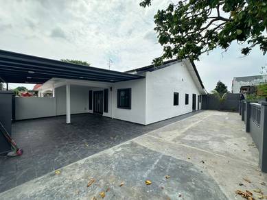 Jalan Bunga Kekwa @ Taman Masai Single Storey Semi Detached House