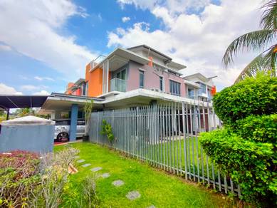 EXCLUSIVE CORNER SEMI D Bangi Lakehill Villas, Bandar Baru Bangi