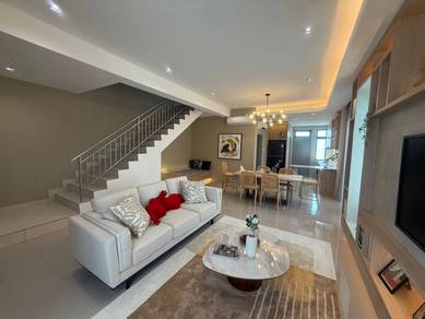 RUMAH CANTIK DAN MURAH pasir gudang