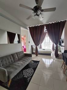 Fully furnish alanis kota warisan honestay condition