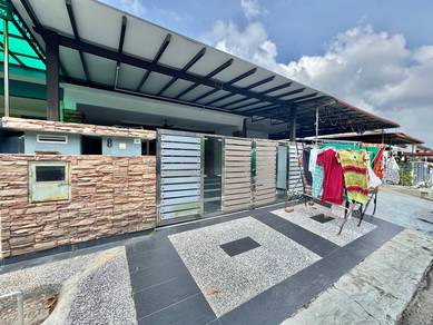 1.5 STOREY TERRACE HOUSE FOR SALE @  BANDAR SERi ALAM, MASAI