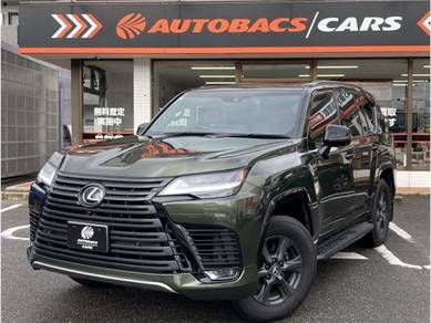 Lexus LX600 Limited Army green + black interior